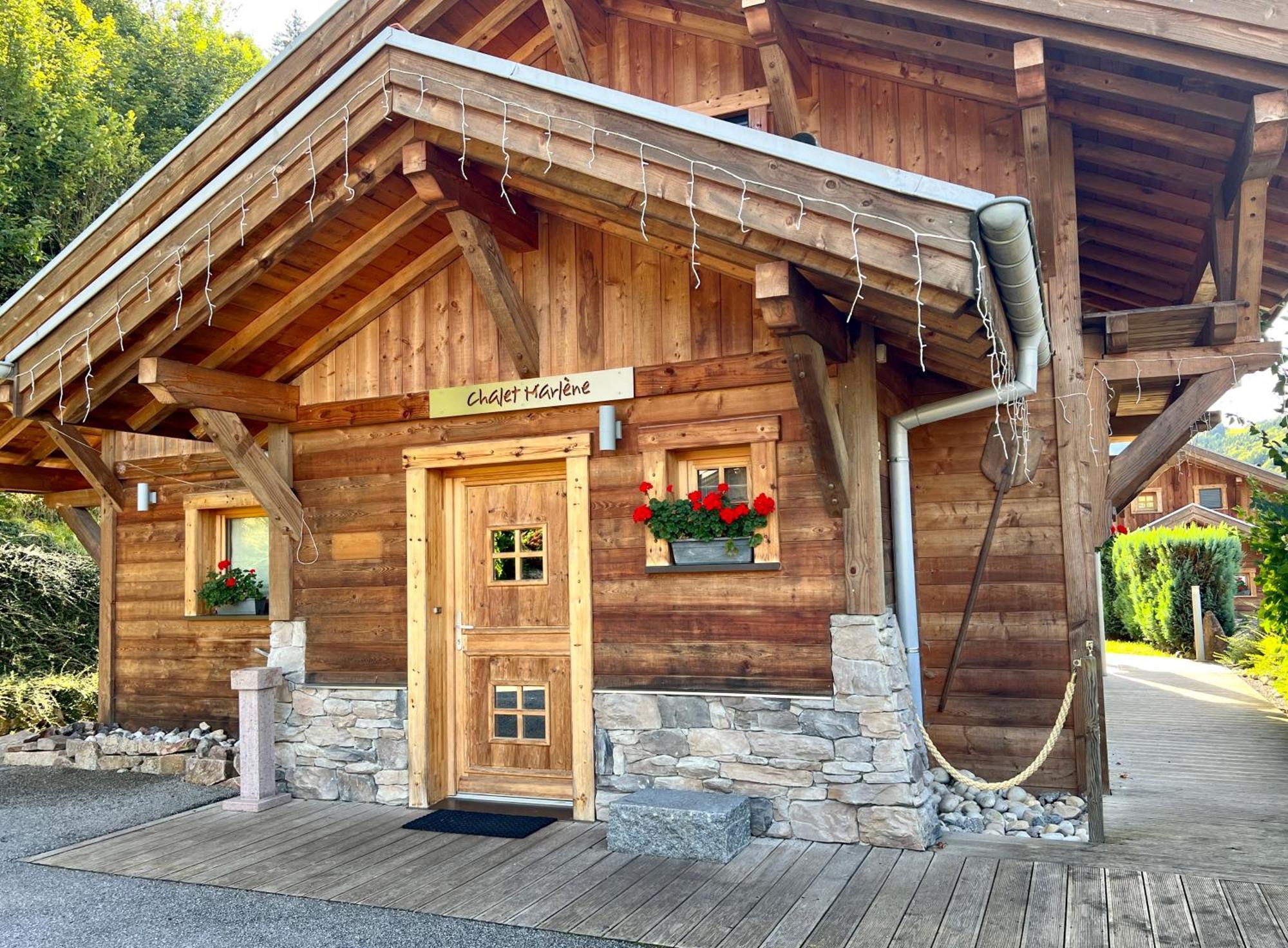 Logis Hotel, Chalets Et Restaurant Les Chatelmines La Bresse Zewnętrze zdjęcie
