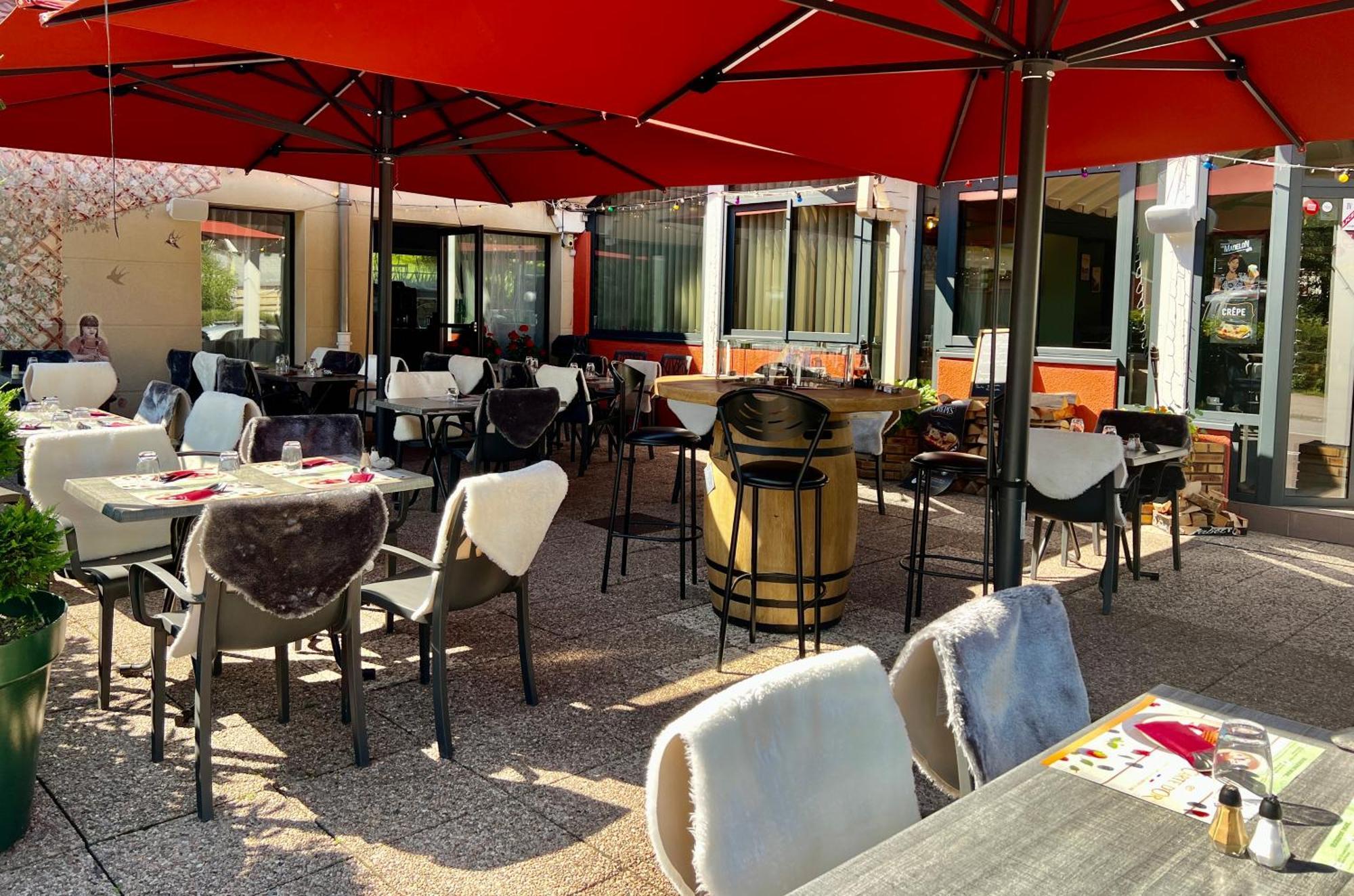 Logis Hotel, Chalets Et Restaurant Les Chatelmines La Bresse Zewnętrze zdjęcie